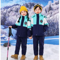 中小学学生高级冲锋衣校服套装