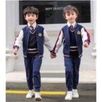 全国中小学学校高级学生运动套装