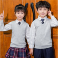 全国中小学学校高级学生运动套装