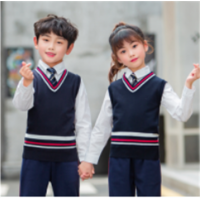 全国中小学学校高级学生运动套装