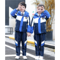 全国中小学学校高级学生运动套装