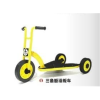 幼儿园户外游乐设施童车系列三角板滑板车