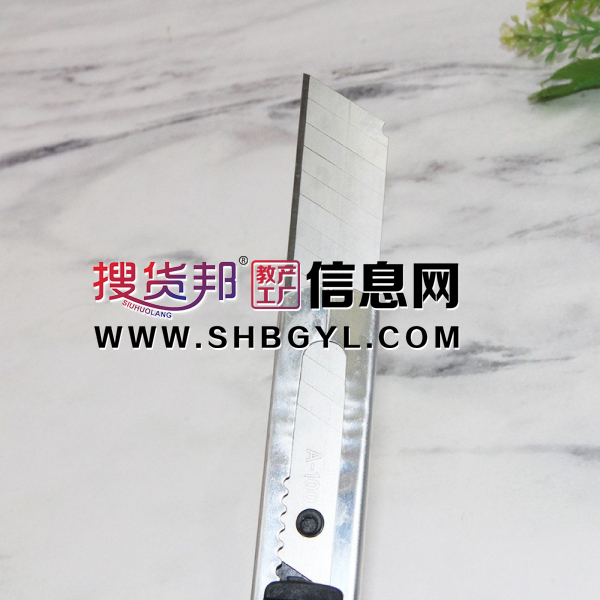 办公用美工刀简单实用裁纸刀耐用不易破壁纸刀批发耐磨刀片图1
