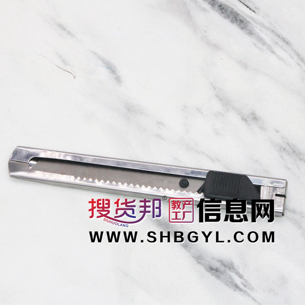 办公用美工刀简单实用裁纸刀耐用不易破壁纸刀批发耐磨刀片图3