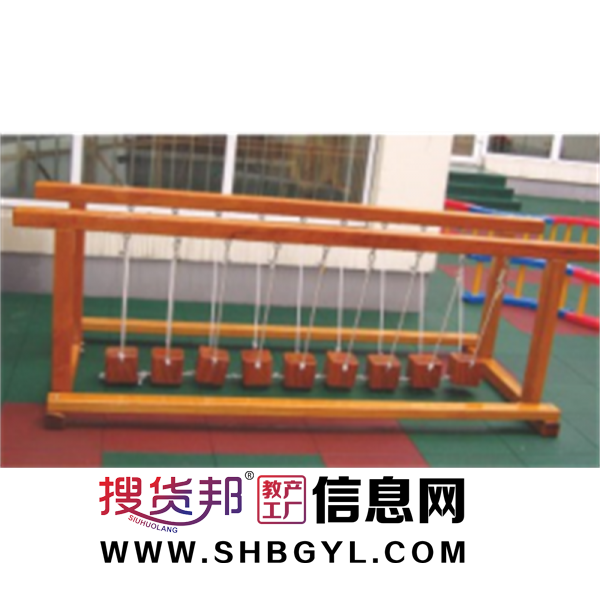 幼儿园户外木制游乐设施体能拓展攀爬系列树桩荡桥LDX 05001图1