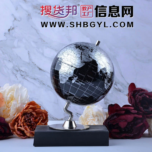 奢侈品家居地球仪装饰新设计现代风格简单的家居装饰用金属图3