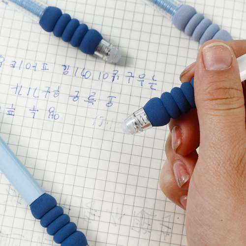 贩卖云朵按压式0.5中性笔ins高颜值少女心海绵软护握速干黑笔图2