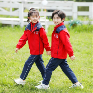 小学生冲锋衣校服中国红色纯运动班服幼儿园园服秋冬季三件套装