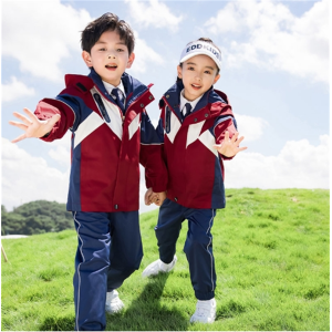 小学生校服冲锋衣三件套幼儿园园服春秋款冬季儿童班服运动学院风