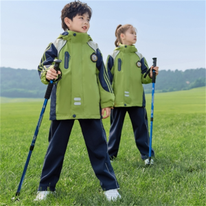 小学生冲锋衣套装班服三件套秋冬男女童幼儿园园服加厚三合一校服