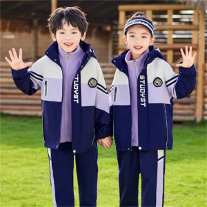 冲锋衣三件套冬季学生班服一年级校服套装小学生校服批发