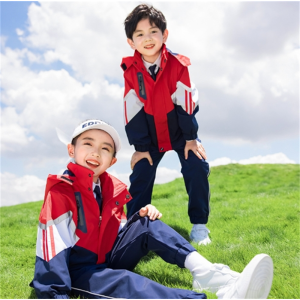 小学生校服冲锋衣三件套冬季儿童运动班服秋冬款幼儿园园服学院风