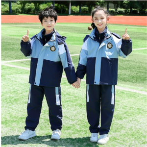 新款秋冬季校服三合一冲锋衣 中小学生学院风/校服套装/校服批发