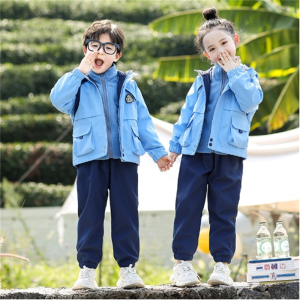 儿童冲锋衣四合一可拆卸校服幼儿园园服秋冬新款小学生运动班服潮