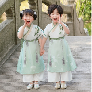 幼儿园六一儿童节表演出服夏男女童国学汉服唐装中国古典舞蹈套装