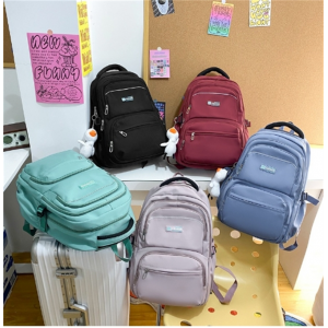 新款书包中学休闲双肩背包旅行六年级双肩包大容量初中学生书包女