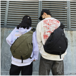 日系工装斜挎包潮牌尼龙运动休闲包学生多功能单肩包男机能斜背包