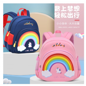 新款潮潜水料彩虹书包卡通幼儿小背包2岁女宝宝书包