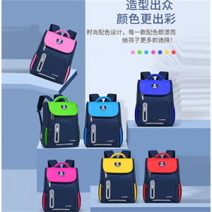 新款小学生书包1-3-6年级护脊减负男女儿童印字logo反光太空书包