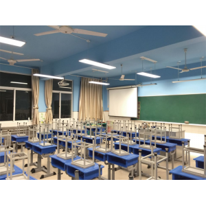 通士达 学校全护眼照明产品 -全护眼 LED黑板灯 投射与防眩角度双自由度调节