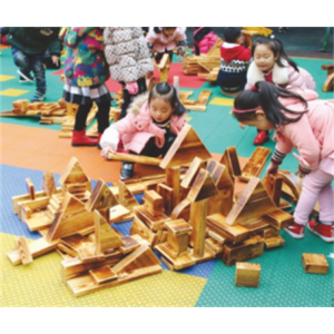 幼儿园室内外游乐设施儿童木制综合玩具系列大型碳化户外自主游戏积木 XT00701