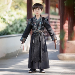 男童汉服2024春秋新款改良中国风帅气古装锦衣卫演出服公子服批发