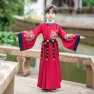 2024春秋新款古风男童汉服唐装绣花圆领袍龙年儿童古装演出服批发