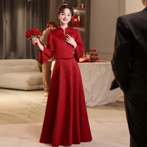 红色敬酒服新娘旗袍出阁套装结婚当天便装回门新中式订婚礼服裙春