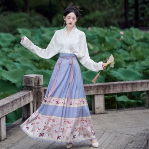 新中式复古汉服女款碎花提花上衣重工织金刺绣马面裙禅舞服两件套