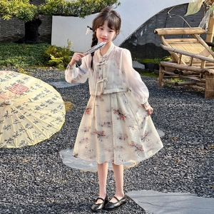 女童夏季2024新款洋气中式国风盘扣根沙披肩外套吊带连衣裙两件套
