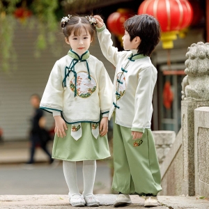 男童唐装秋冬加绒新中式小少爷汉服古装2024新款中国风过年拜年服