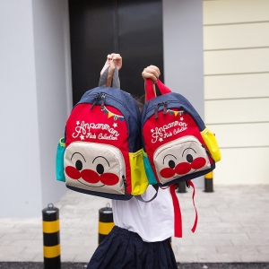 新款卡通可爱双肩包幼儿园男女童涂鸦小背包日系小学生书包 儿童