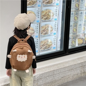 幼儿园背包儿童宝宝轻便可爱双肩包卡通小羊男女孩2-3岁5大班书包